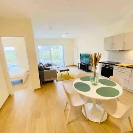 Luxury Flat In Center With Free Parking-hol1
